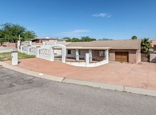 2062 W Rainbow Ridge Rd, Tucson, AZ 85745