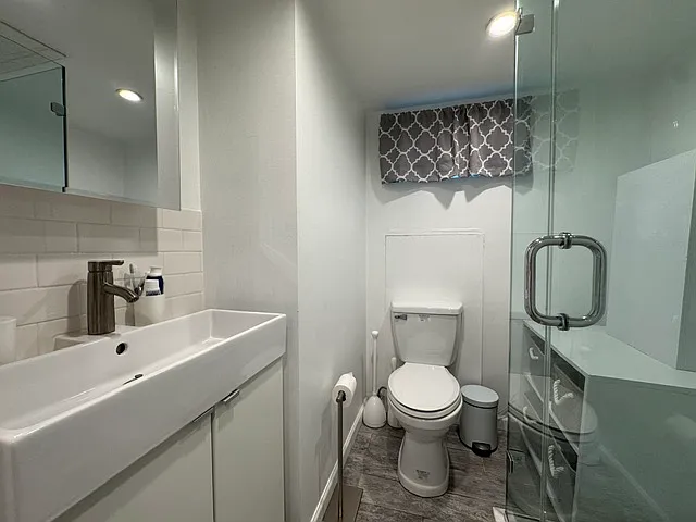 575 Knickerbocker Rd — Photo 9