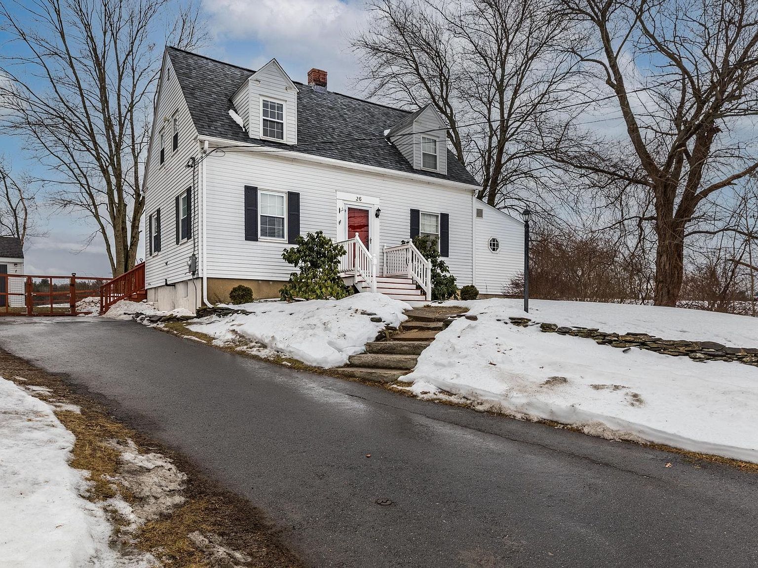 26 Littleworth Road, Dover, NH 03820 Zillow
