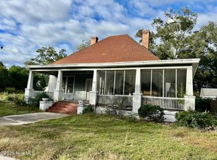 322 Church St, Laurinburg, NC 28352