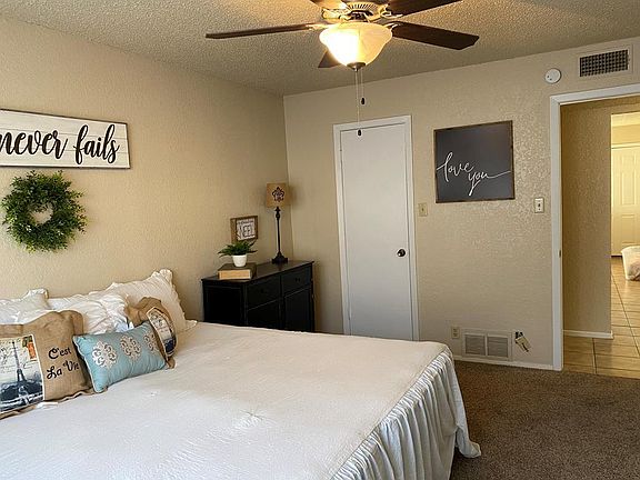 4th image of 1206 Aspen Dr APT C