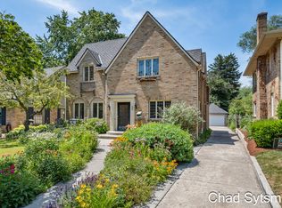 839 Cadillac Dr SE, Grand Rapids, MI 49506