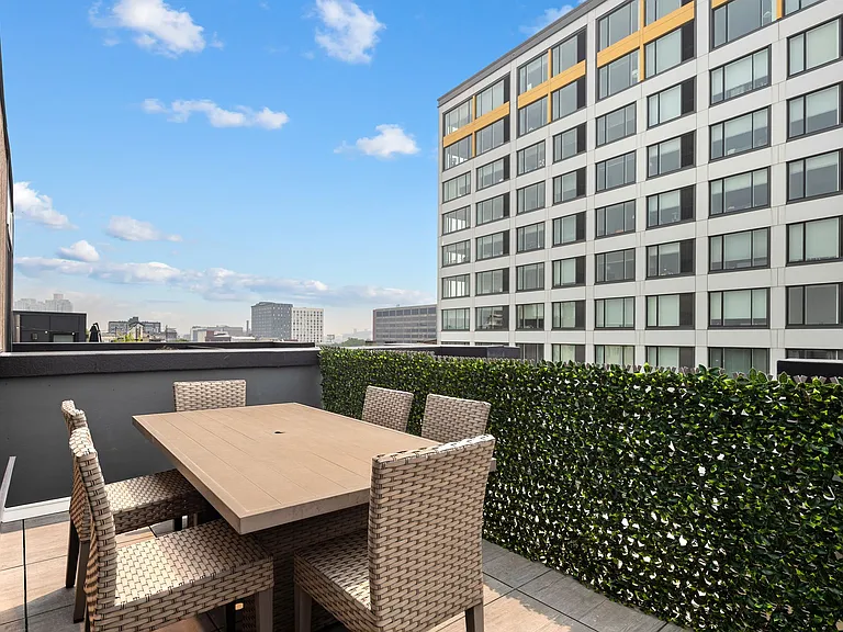 602 N 5th St #2 — Photo 15