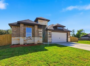 214 Manor Ave, Arcola, TX 77583