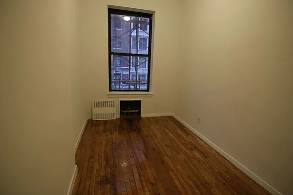 Rented by America Mecca Realty LLC | media 4