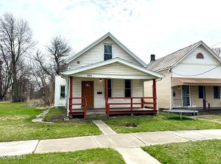 965 Curtis St, Toledo, OH 43609