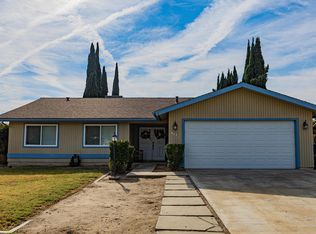911 Orangewood Ct, Lemoore, CA 93245