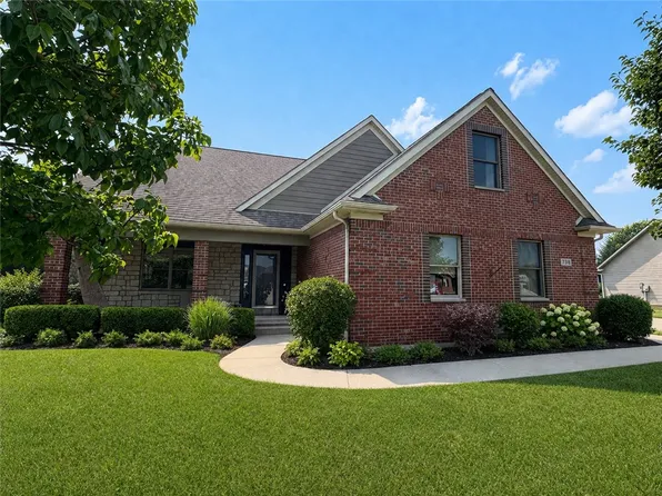 738 Governors Rd, Troy, OH 45373