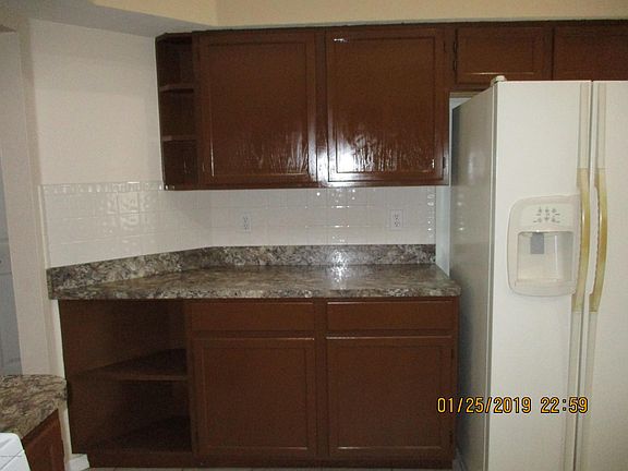 3rd image of 3198 Brentwood Ln