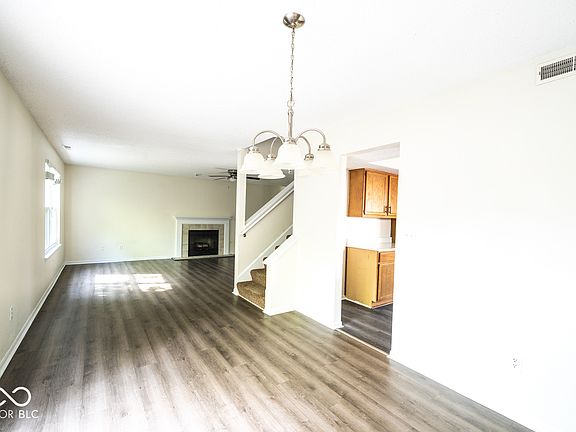 3rd image of 7611 Misty Meadow Dr