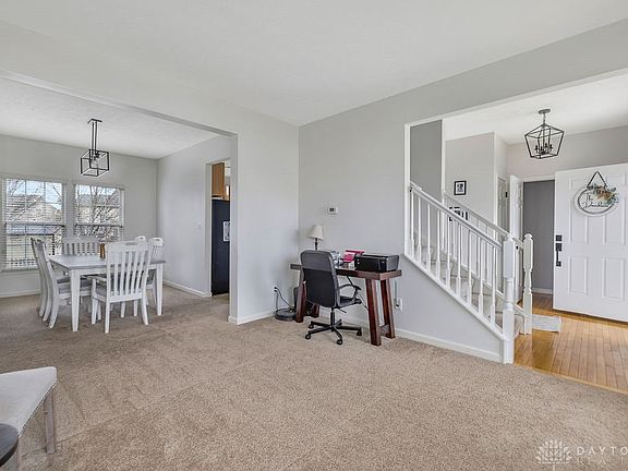 5th image of 2407 Dellingham Ct