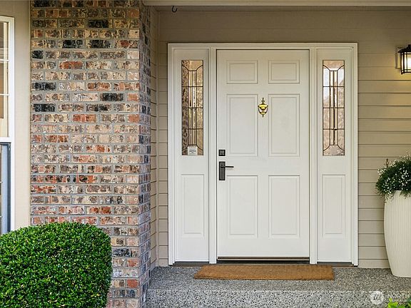 3rd image of 14905 NE 73rd Court