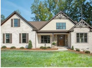 7715 Northern Estates Point, Greensboro, NC 27455