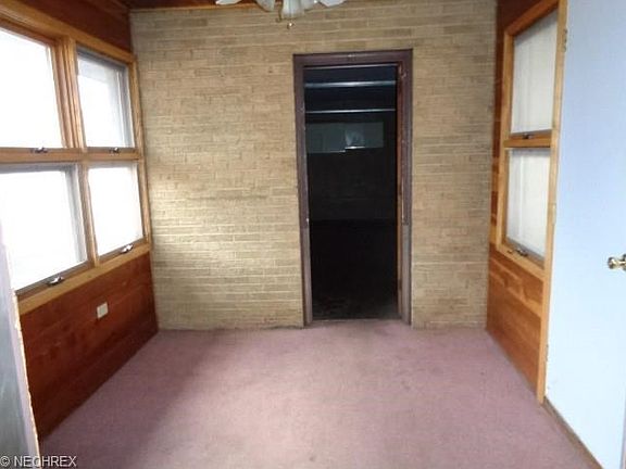 4th image of 6301 Meadowbrook Ave