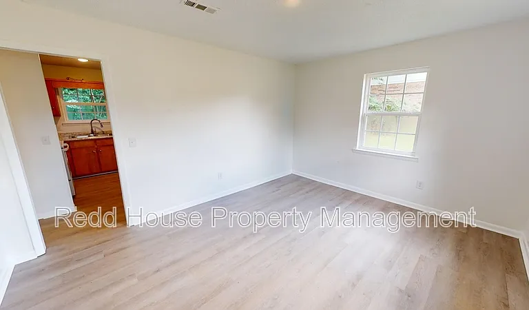 901 W Adams Ave — Photo 11