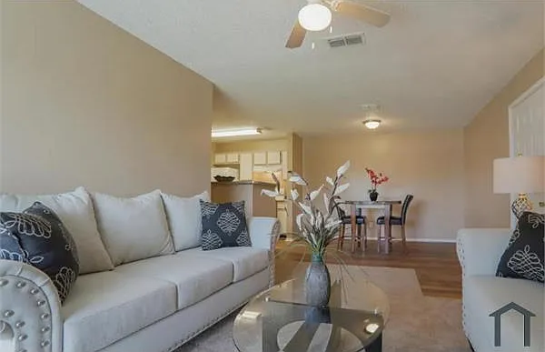 880 Motsie Rd — Photo 3