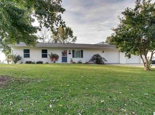 3424 Dee Dr, Quincy, IL 62305