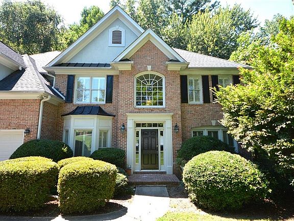 3rd image of 135 Brightmore Way