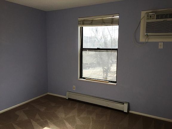 bedroom painted eggshell white now.