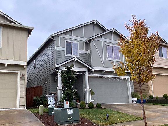 3rd image of 7407 NE 32nd Ave