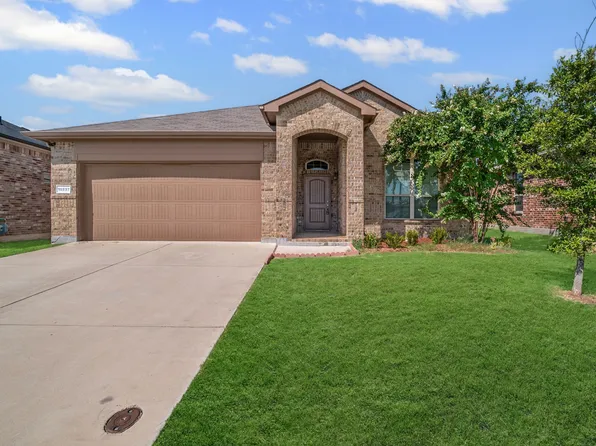 10237 Little Falls Trl, Fort Worth, TX 76177
