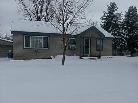 1st image of 35719 Hunter Ave