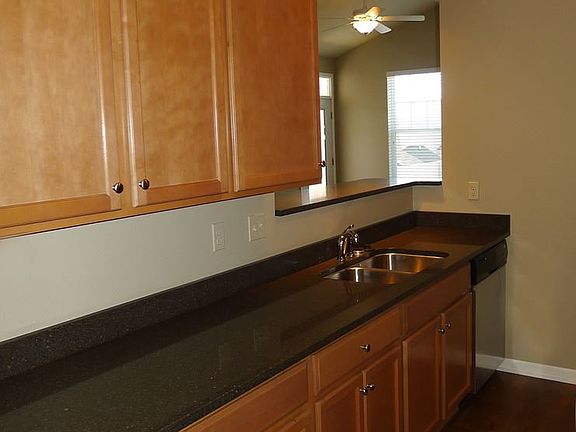 5th image of 3613 Grayhawk Ave Unit 202