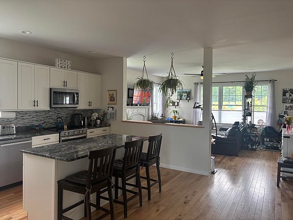 3rd image of 2 White Birch Lane