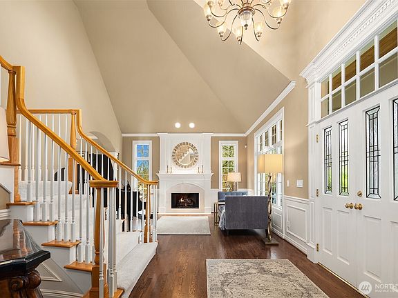 5th image of 17633 48th Avenue SE