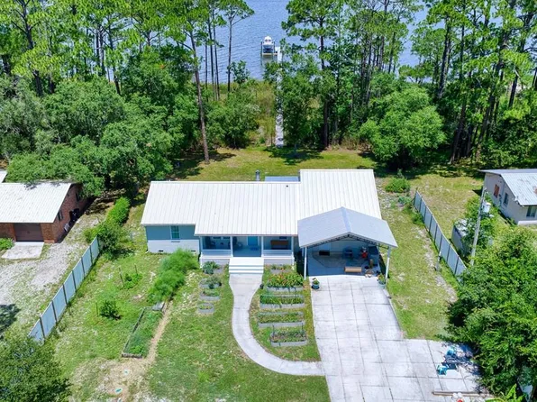 191 N Bay Shore Dr, Eastpoint, FL 32328