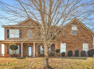 565 McGiboney Ln, Covington, GA 30016