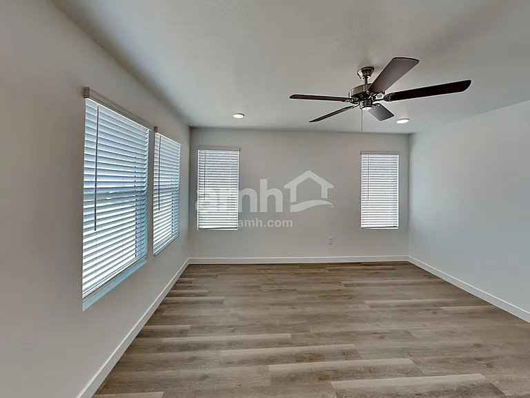 18483 W Honeysuckle Dr — Photo 8