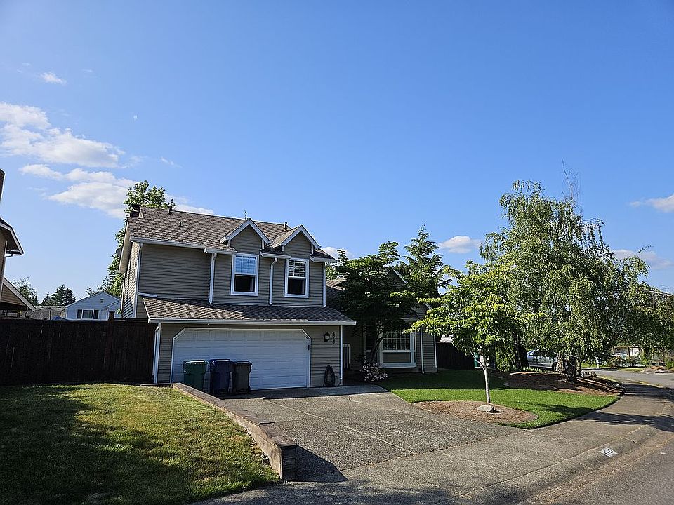 2nd image of 4727 193rd Ave SE