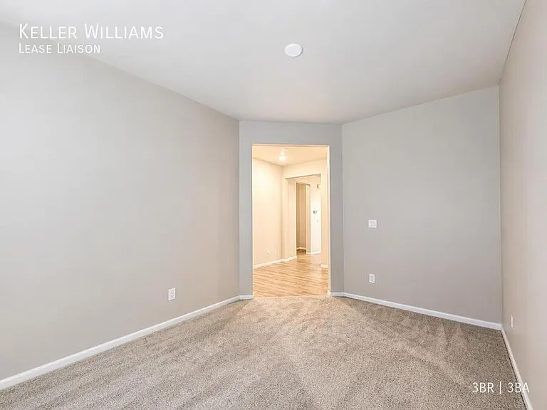 915 Alpine Avenue St — Photo 17