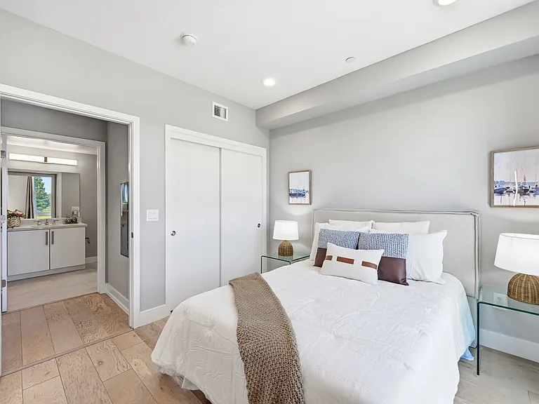 1048 Monroe St #307 — Photo 22