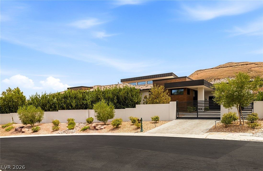 69 Olympia Canyon Way — front