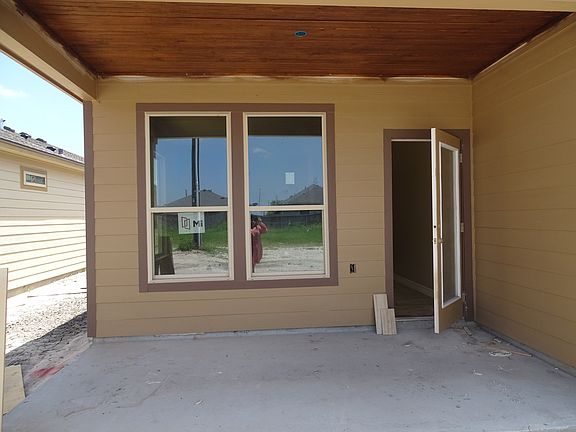 4th image of 7513 Diamond Dr