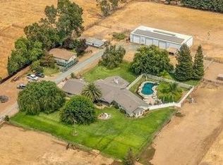 24330 N Fuhrman Rd, Acampo, CA 95220