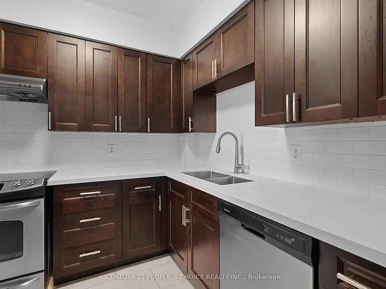 72 Main St E #107 — Photo 19
