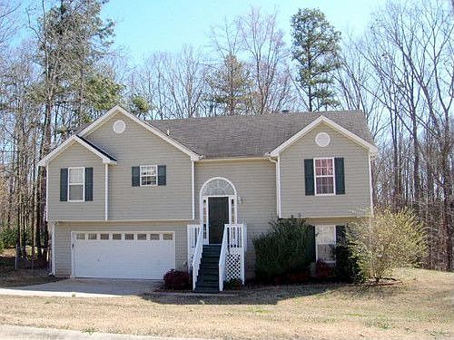 2nd image of 3831 Valley Creek Dr