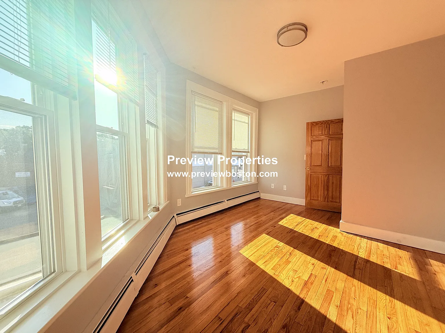 4 bed, 2.0 bath, 1280 sqft, $3,500 — Photo 3
