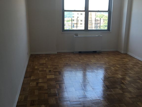 5th image of 2400-2410 Johnson Ave