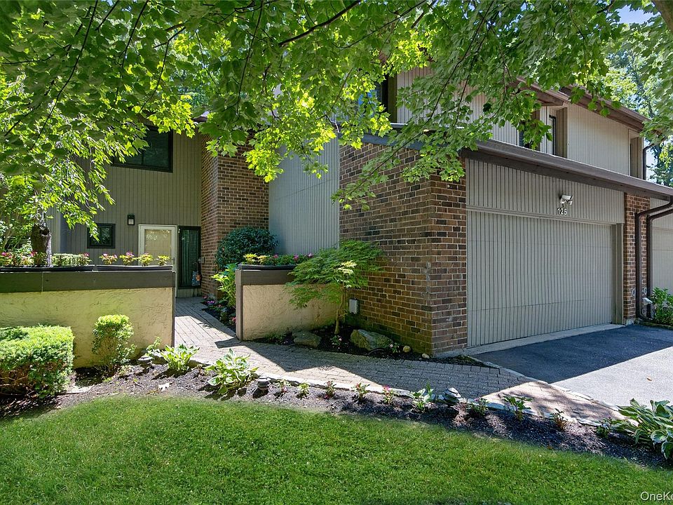1st image of 125 Country Club Drive