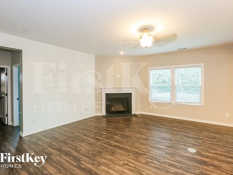 6312 Durango Way — Photo 4