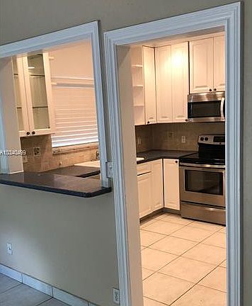 2nd image of 1420 Ortega Ave #0