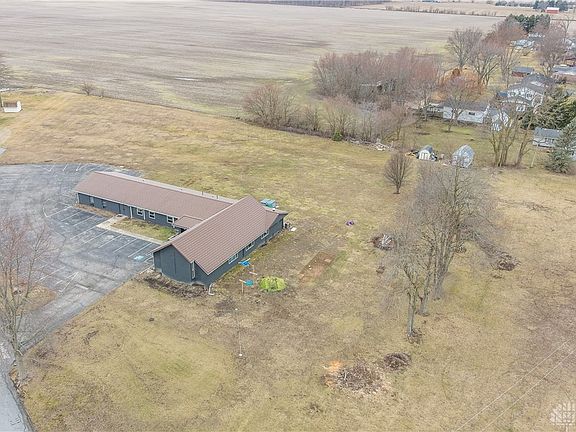 3rd image of 8440 King Arthur Dr
