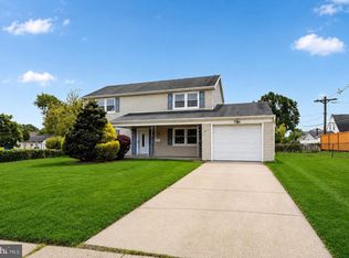 44 Hornblende Ln, Willingboro, NJ 08046