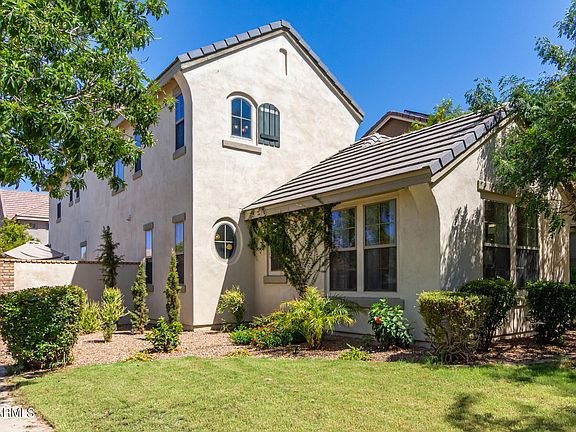4th image of 15439 W Dreyfus Street