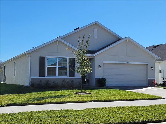 3rd image of 15832 Mauvewood Ave
