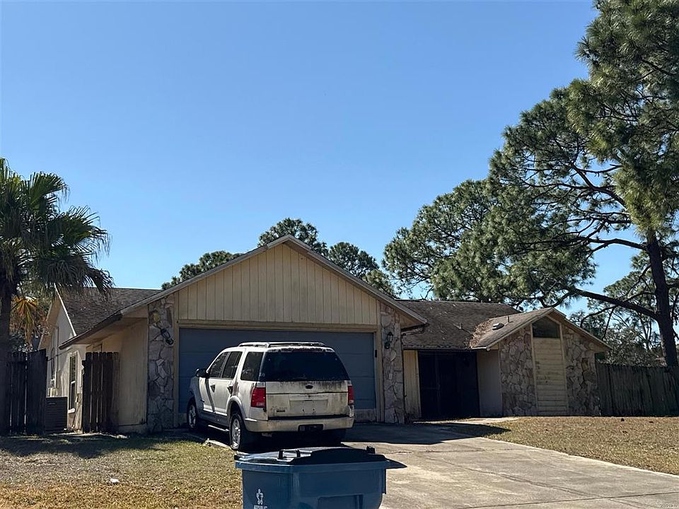 1st image of 745 Seaton Rd SW